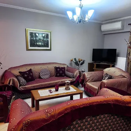 In 20 M From Center * Драма